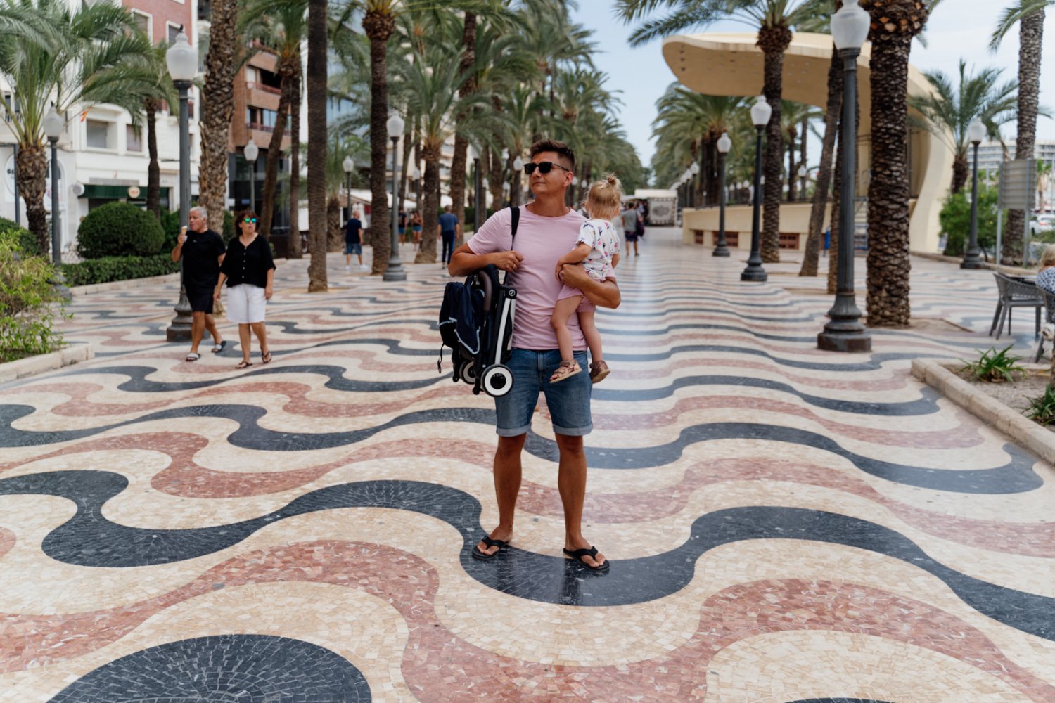 Orfeo jest lekkie i można je przewiesić przez ramię.