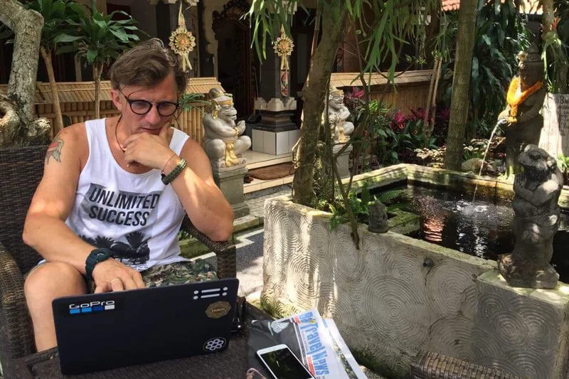 To idealne miejsce do zamieszkania i bardzo ciekawe do pracy