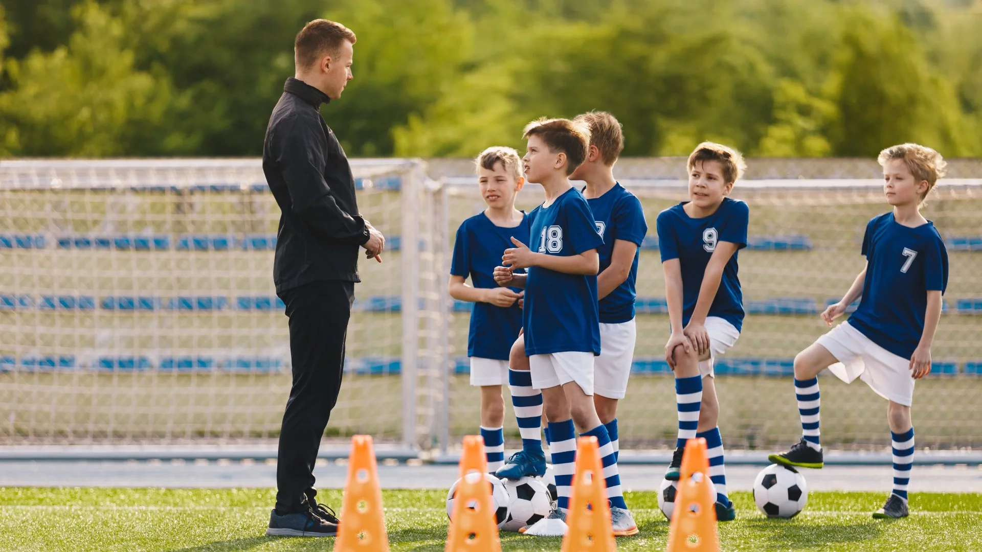 WF to nie opcja. Ukryte koszty rezygnacji z ruchu - co tracą dzieci przez zwolnienia z zajęć?