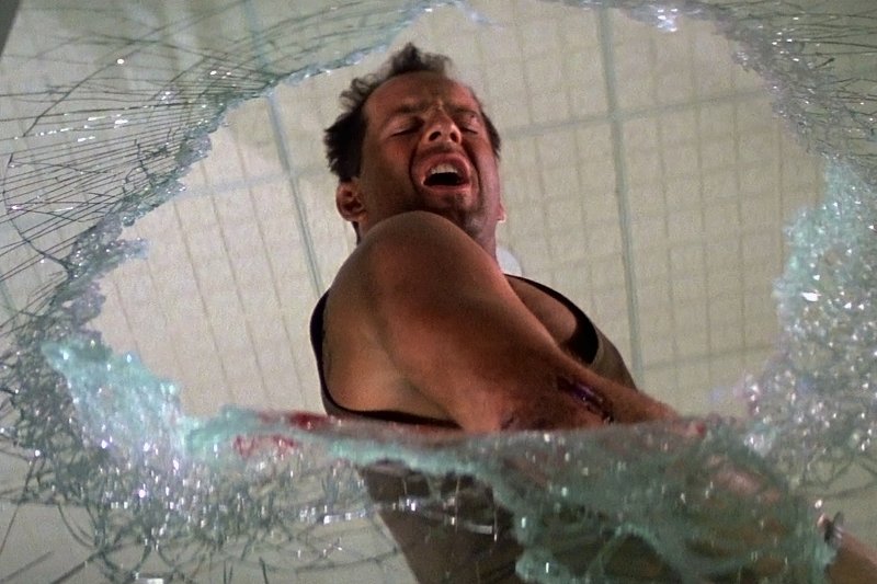 Kadr z filmu "Szklana pułapka"