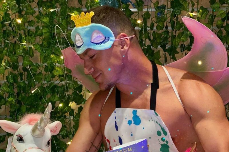 Znany aktor napisał bajkę dla swojej córki. Jak pisać opowiadania dla dzieci?