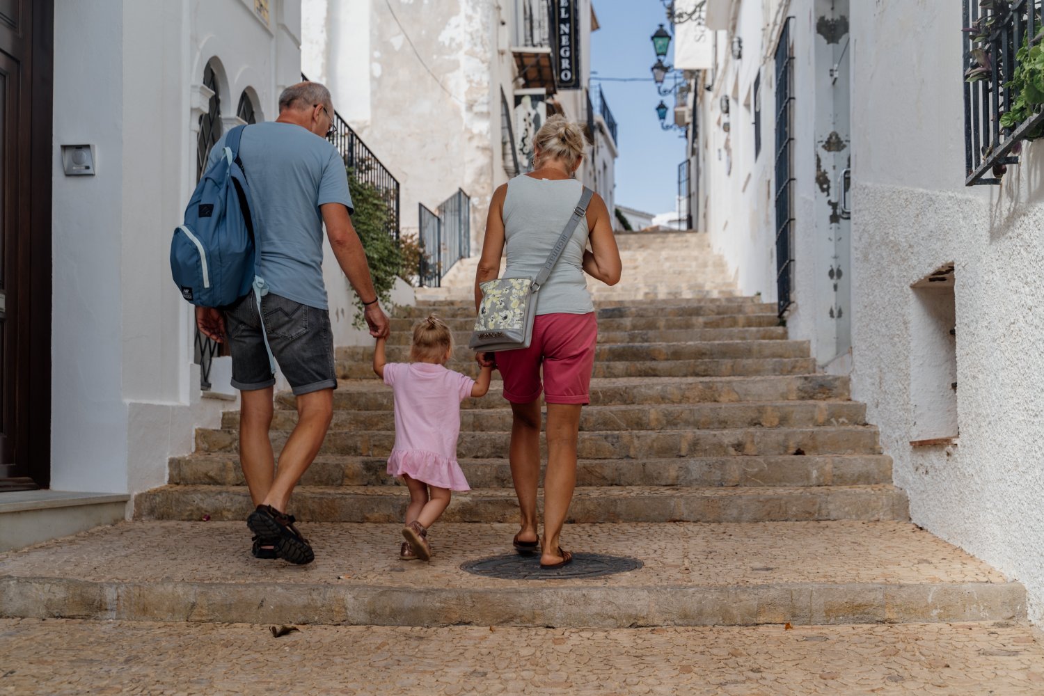 Moi rodzice, od kiedy są dziadkami, są innymi ludźmi.