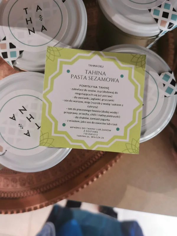 Notatka z podpowiedziami, jak wykorzystać produkty Tahiny