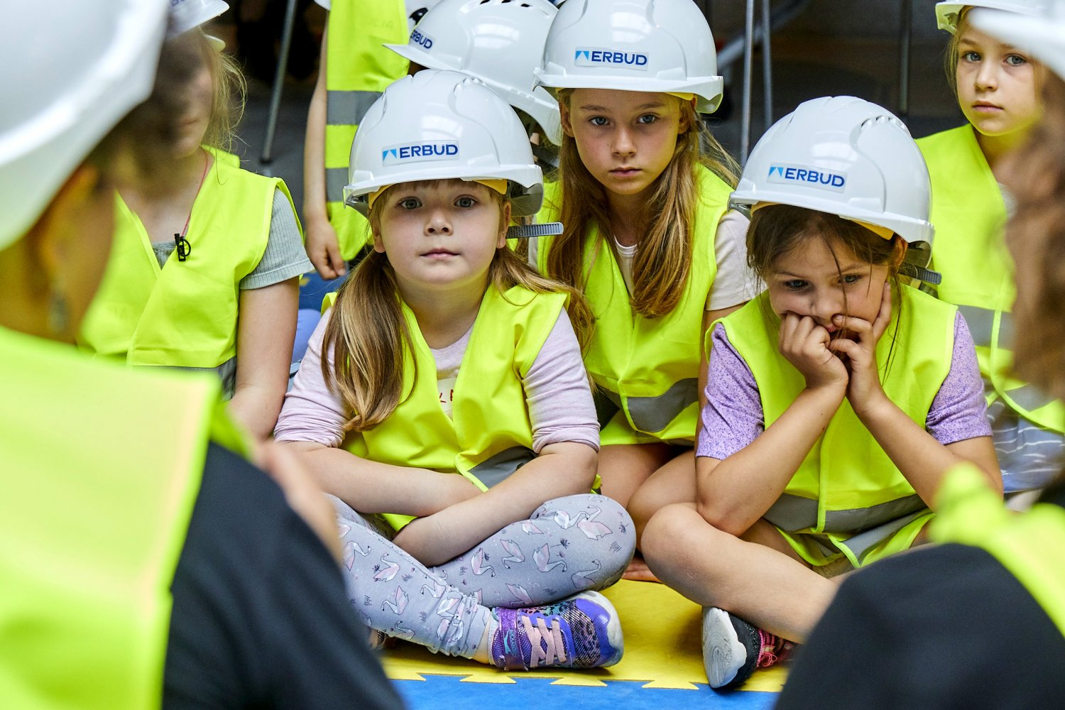 Młode majsterki firmy Erbud