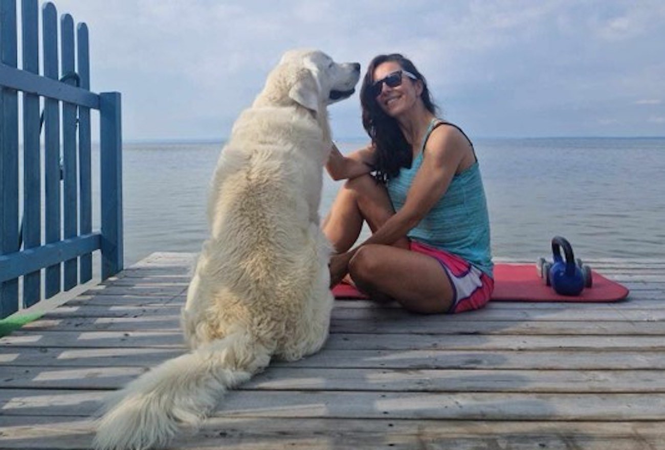 Kasia Łodzińska i jej pies Boniek