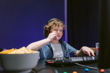 dziecko komputer gaming
