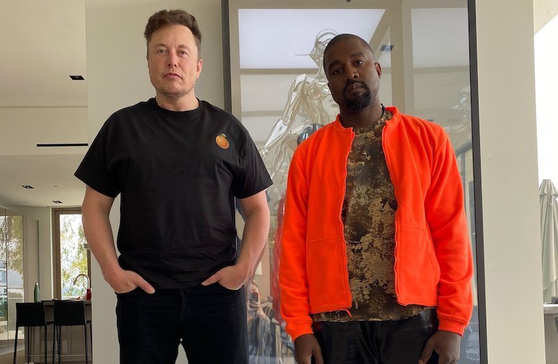 Kanye West i Elon Musk, twórca firmy SpaceX i szef firmy Tesla, zdjęcie z 1 lipca 2020, przed ogłoszeniem udziału Westa w wyborach. Musk wielokrotnie deklarował swoje poparcie dla Westa, zapowiedział też, że wesprze finansowo jego kampanię prezydencką.