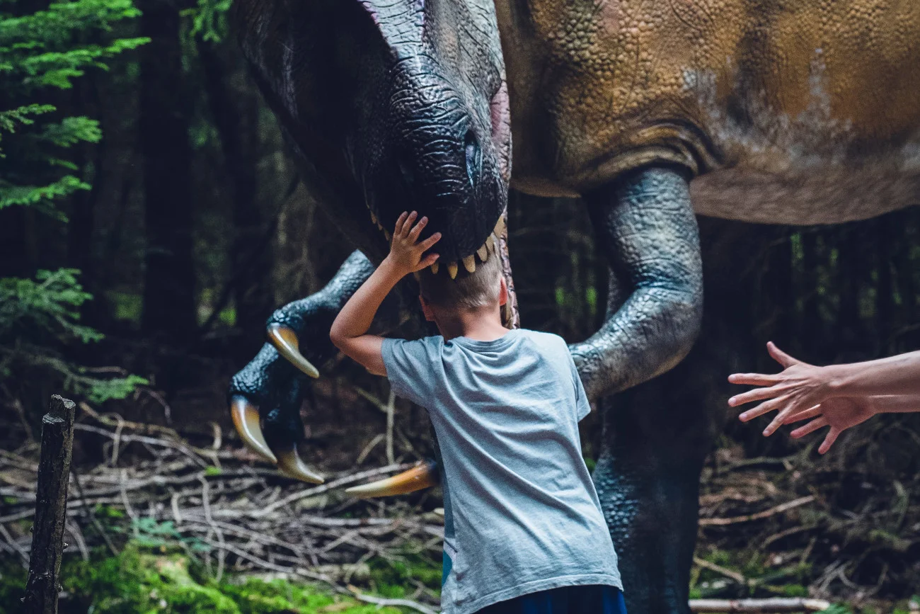 Wszystkie dzieci kochają dinozaury. Dlaczego to najlepsze zabawki?