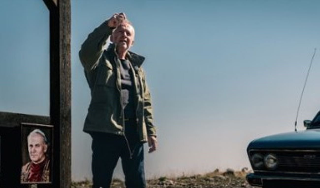 Zamach na papieża film Bogusław Linda