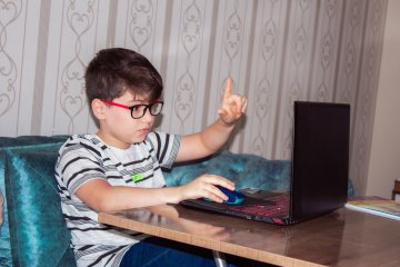 Nie będę narzekał na naukę online. To rodzice są leniwi, nie nauczyciele