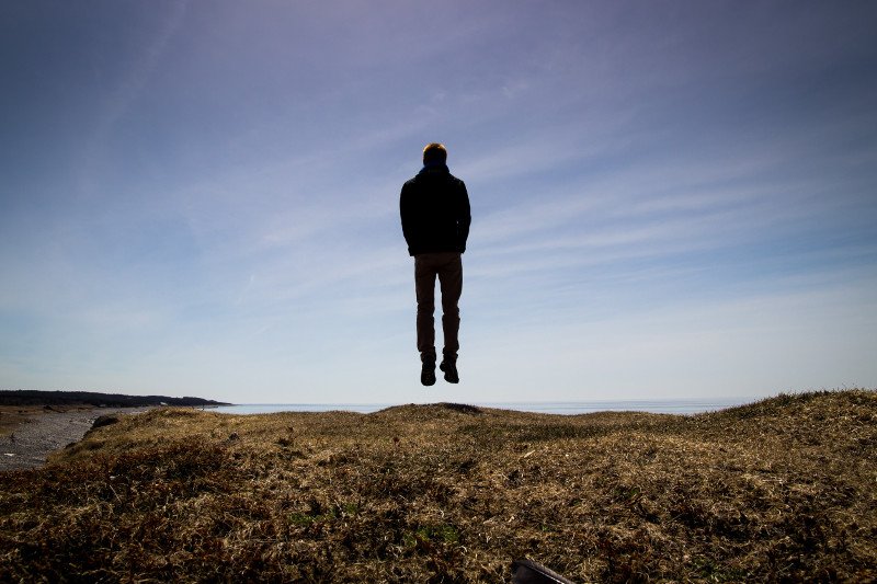 Marzenia i wyobrażania stają się zbyt realne? To może być  maladaptive daydreaming