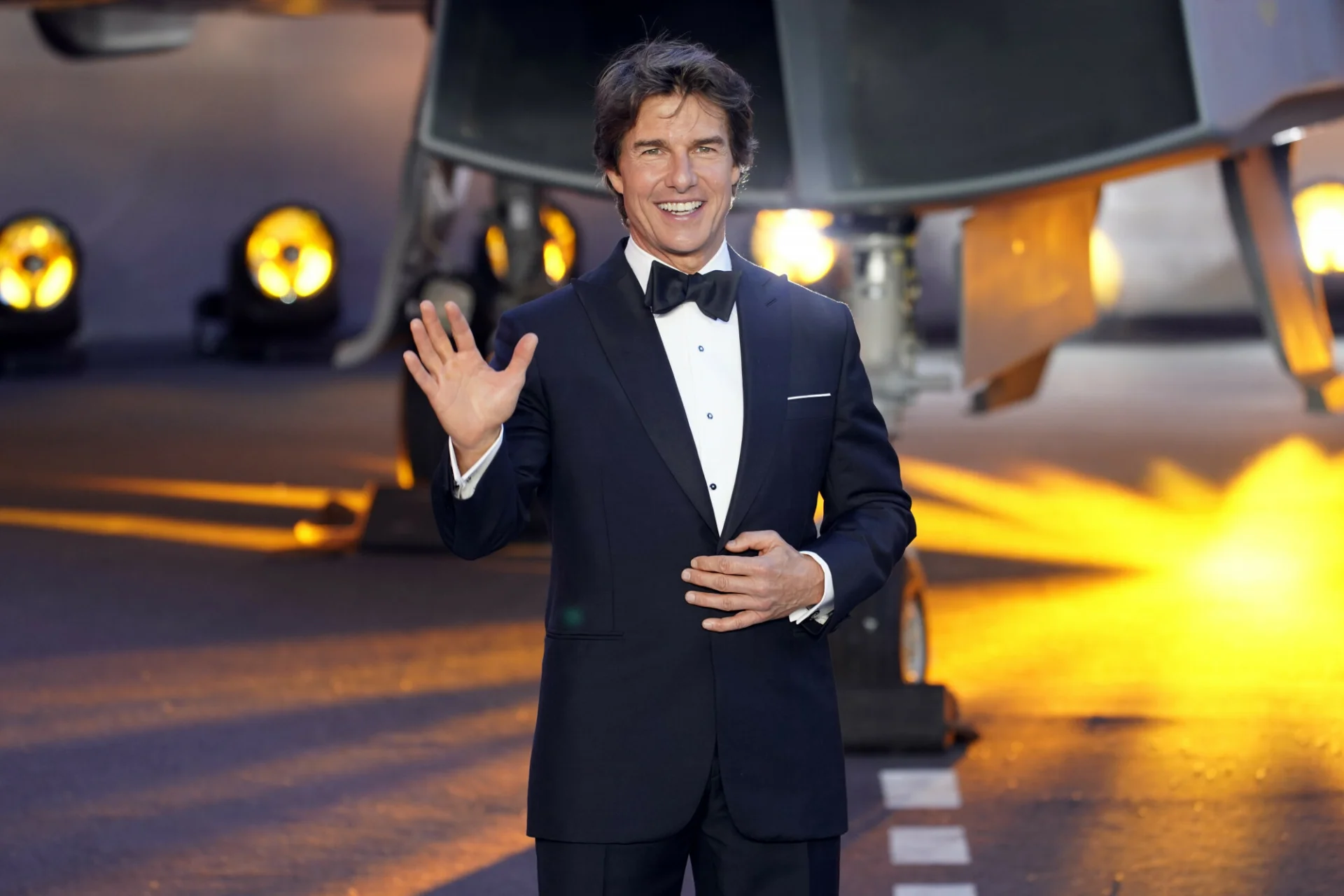 Tom cruise, wzrost 170 cm, niscy i przystojny, co to znaczy przystojny