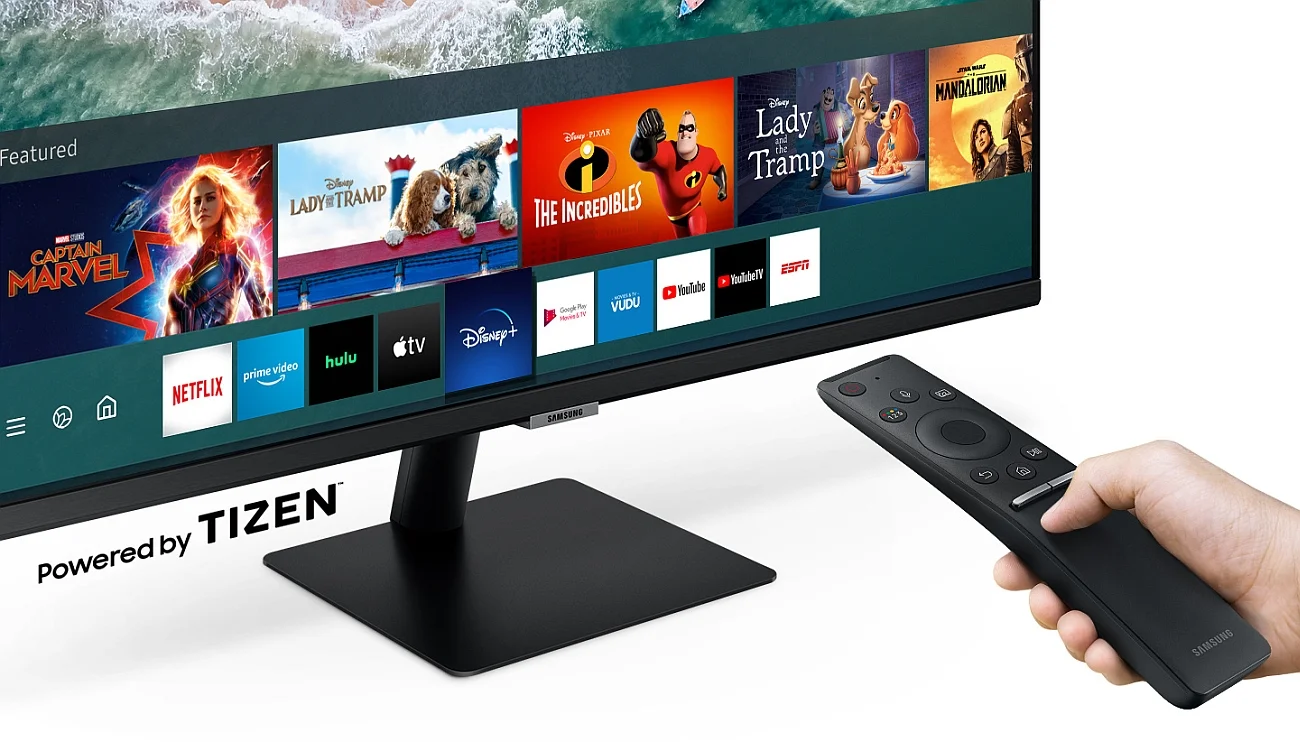 Monitor M7 pracuje na systemie Tizen, którego częścią jest Smart HUB, multimedialne centrum rozrywki z aplikacjami VOD takimi jak Netflix, YouTube czy HBO