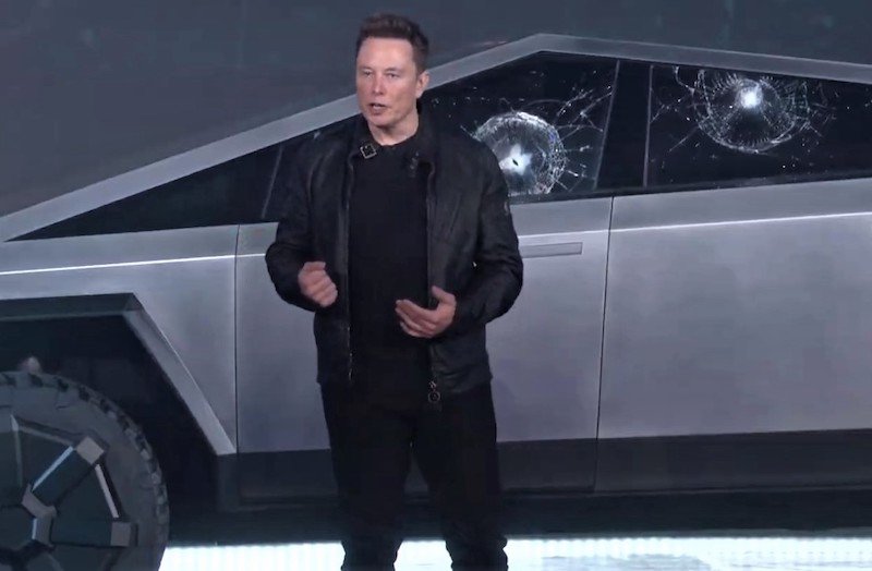 Houston, we have a problem... Jak bardzo niezniszczalny jest Cybertruck Tesli? Jak widać, nie bardzo