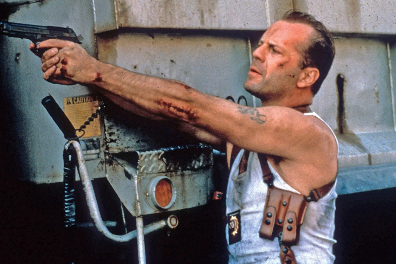 Kadr z filmu "Szklana pułapka 3", filmy z Brucem Willisem