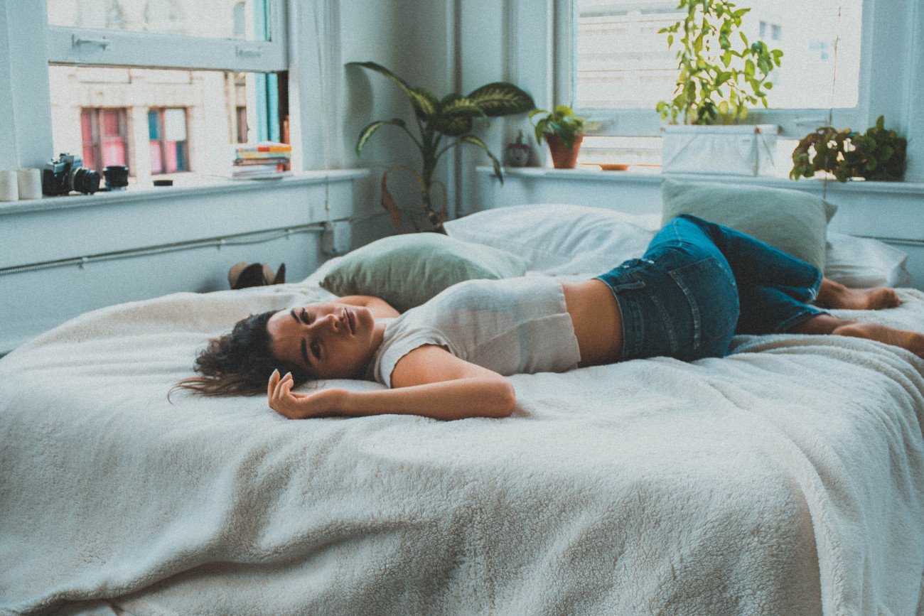 Leniwy seks, seks dla leniwych,  dobry seks, 4 wskazówki jak uczynić seks niezwykłym. Rady dla leniwych i opornych