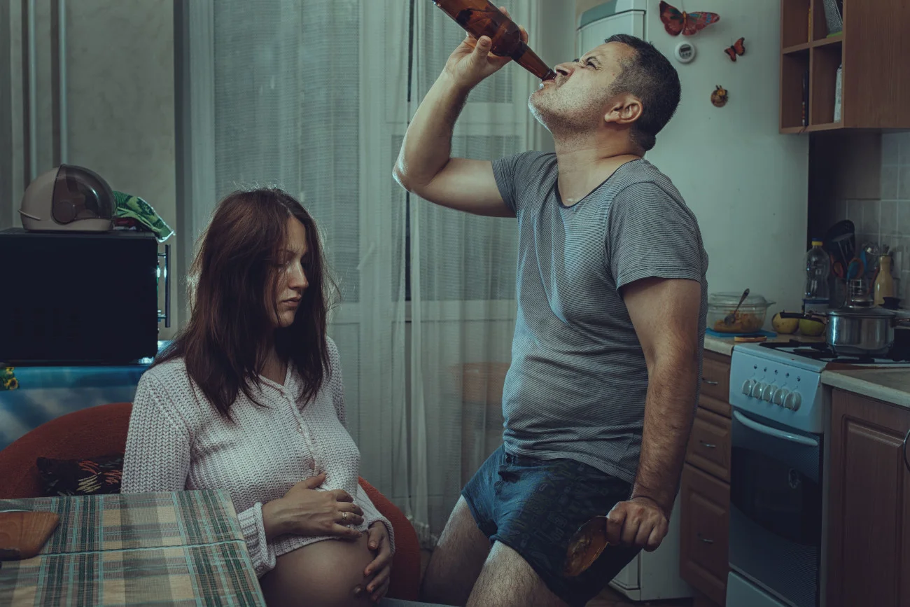jarosław kaczyński, alkoholizm kobiet, polska, kobiety nie chcą rodzić, współuzależnienie