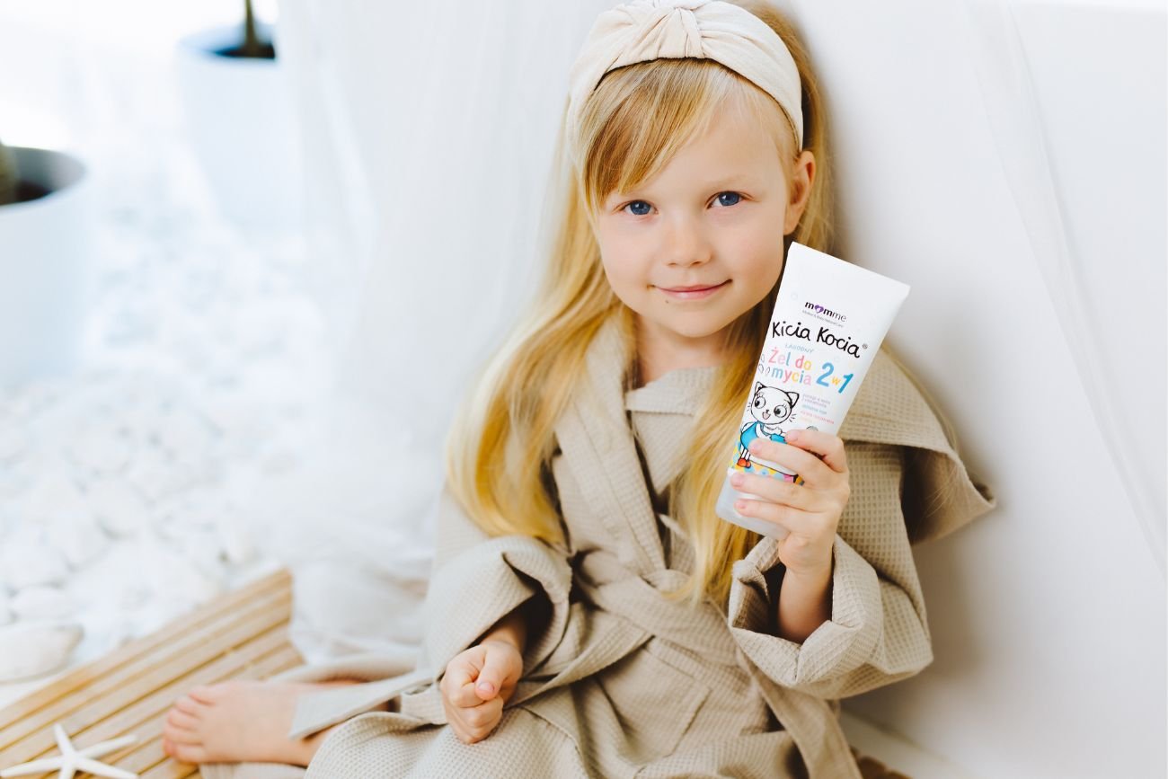 Współpraca, którą pokochają dzieci i rodzice. MomMe Cosmetics łączy siły z Kicią Kocią
