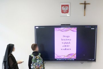 szkoła klasa religia krzyż